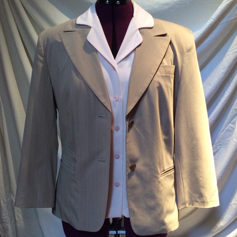 Worthington Pinstripe pantsuit Size 12